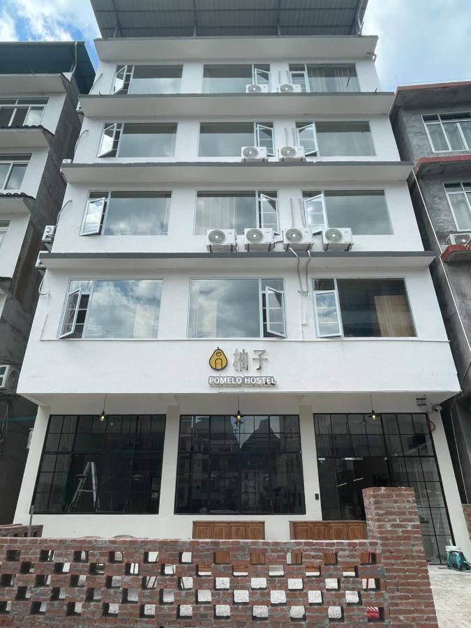 Pomelo Hostel Xingping Yangshuo Esterno foto